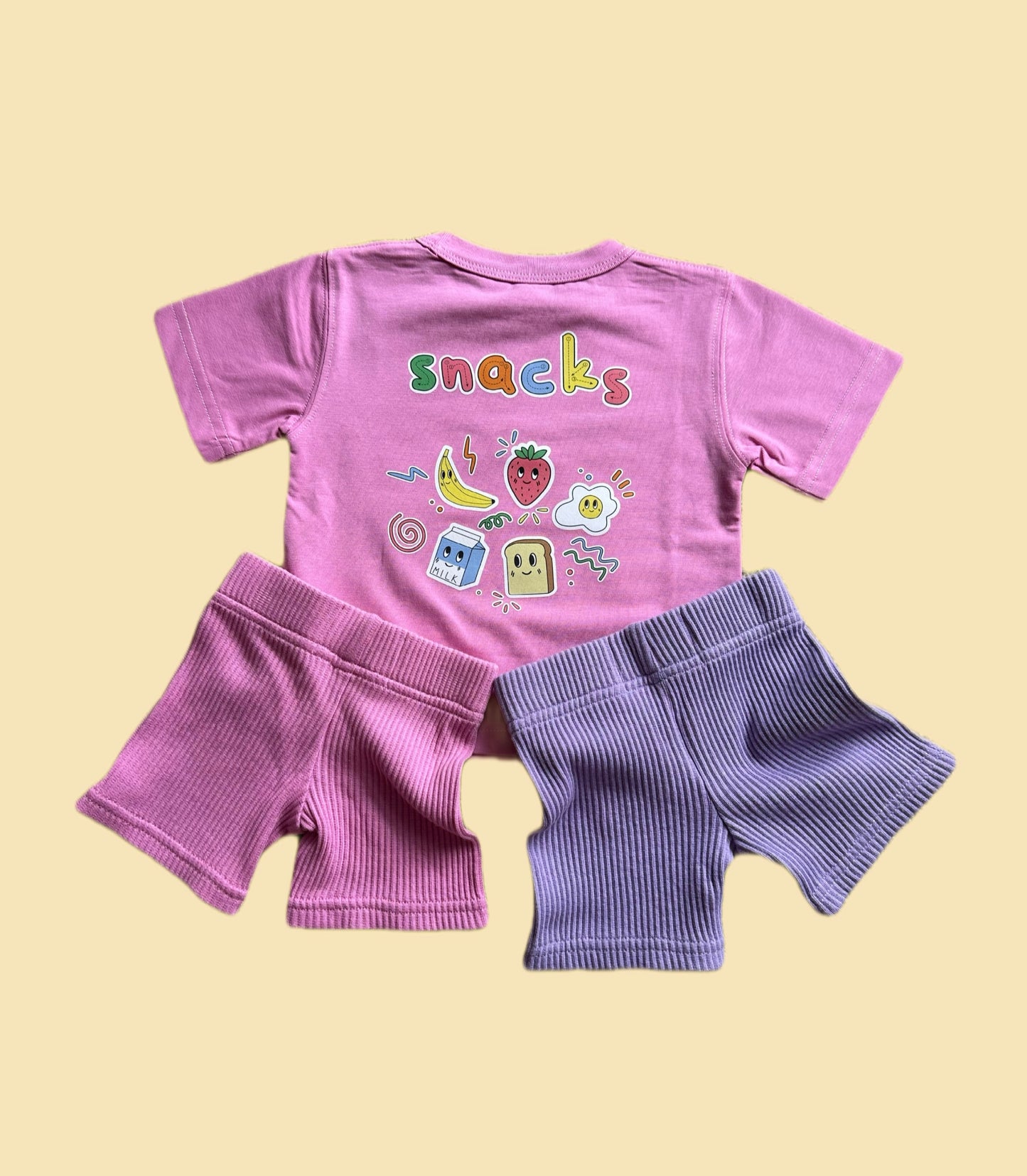 SNACKS Bubblegum tee