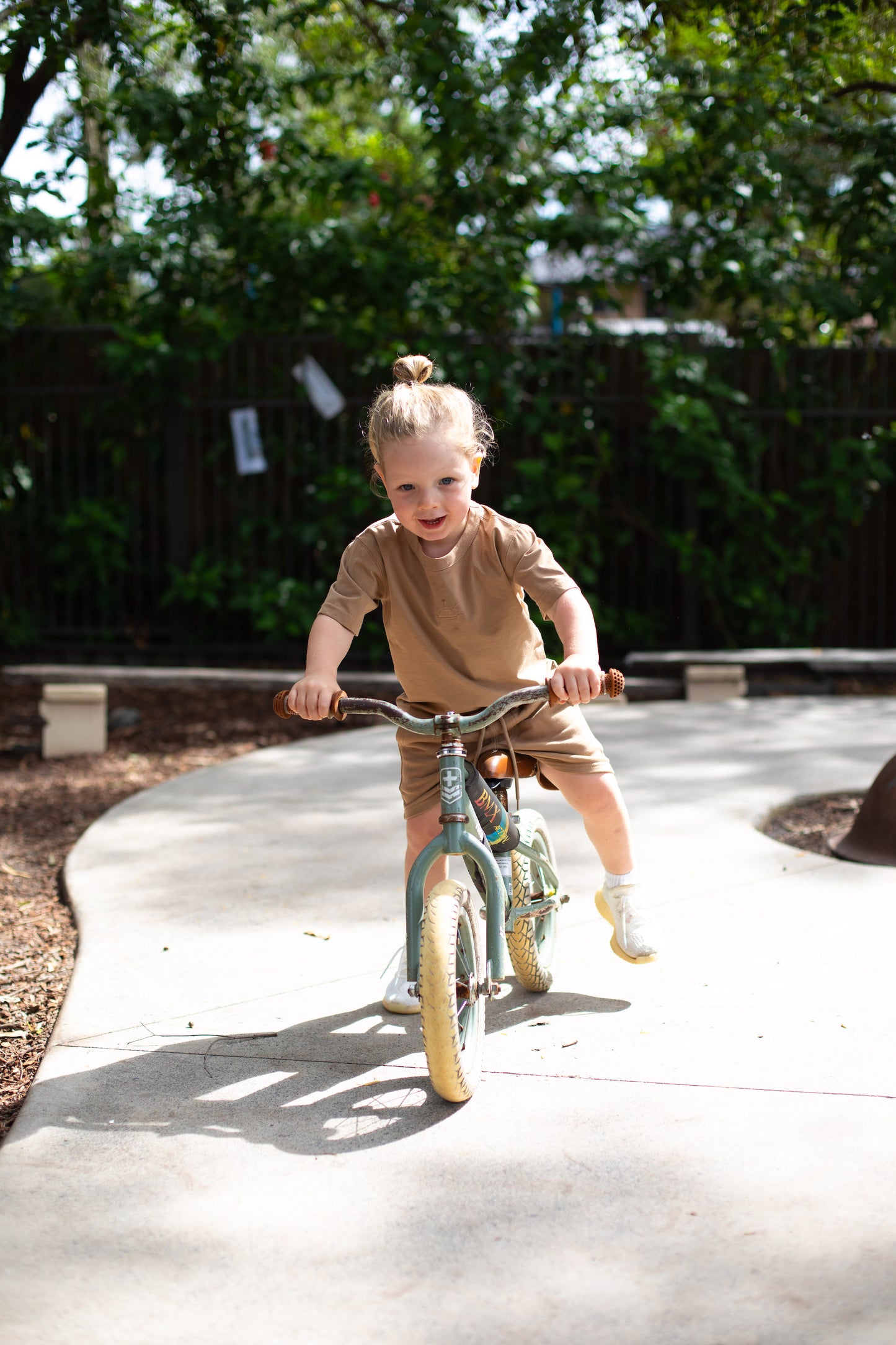 Everyday Tee - Biscuit