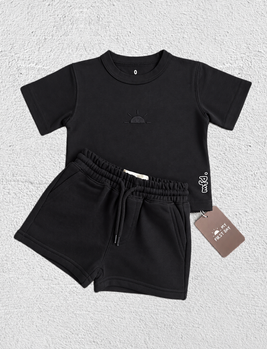 Black mfd Logo Tee